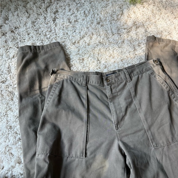 Dockers Men's Cargo Pants in Taupe - Picture 1 of 8